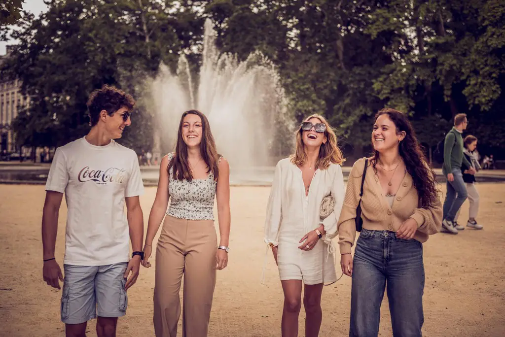 summer friends