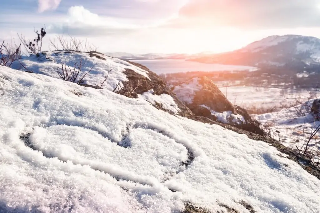 Amour romantique : à peine la fin de l’été vient l’hiver Amour romantique : à peine la fin de l’été vient l’hiver